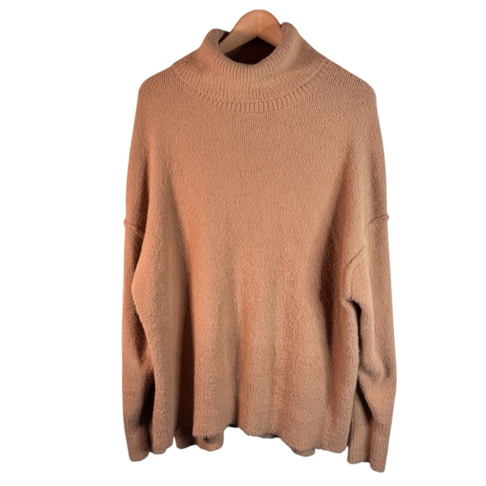 Aerie Fuzzy Oversized Knit Turtleneck Sweater Size Large Tan Beige Cozy Pullover